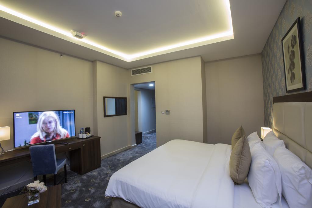 The Town Hotel Doha Eksteriør bilde