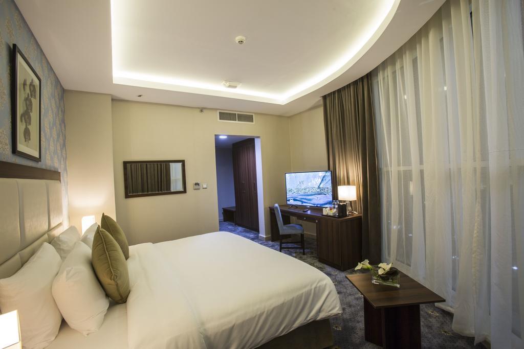 The Town Hotel Doha Eksteriør bilde